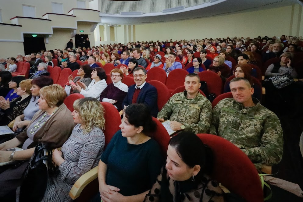 У Дніпрі привітали працівників культури та майстрів народного мистецтва. Новости Днепр