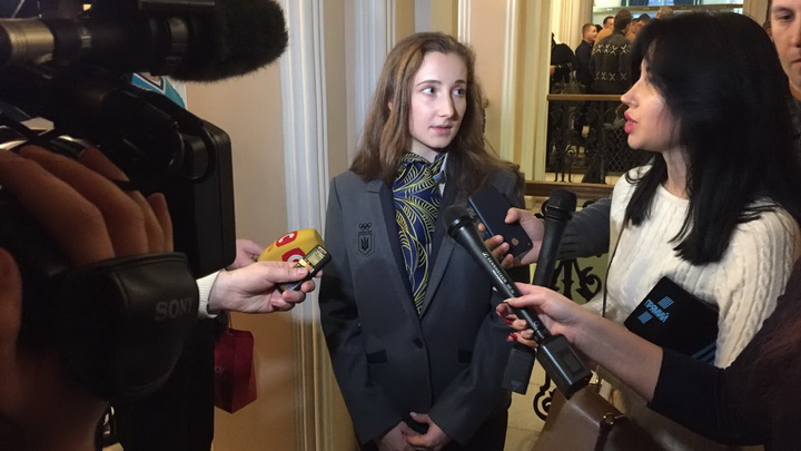 Днепровская фигуристка показала костюм сборной Украины. Новости Днепра