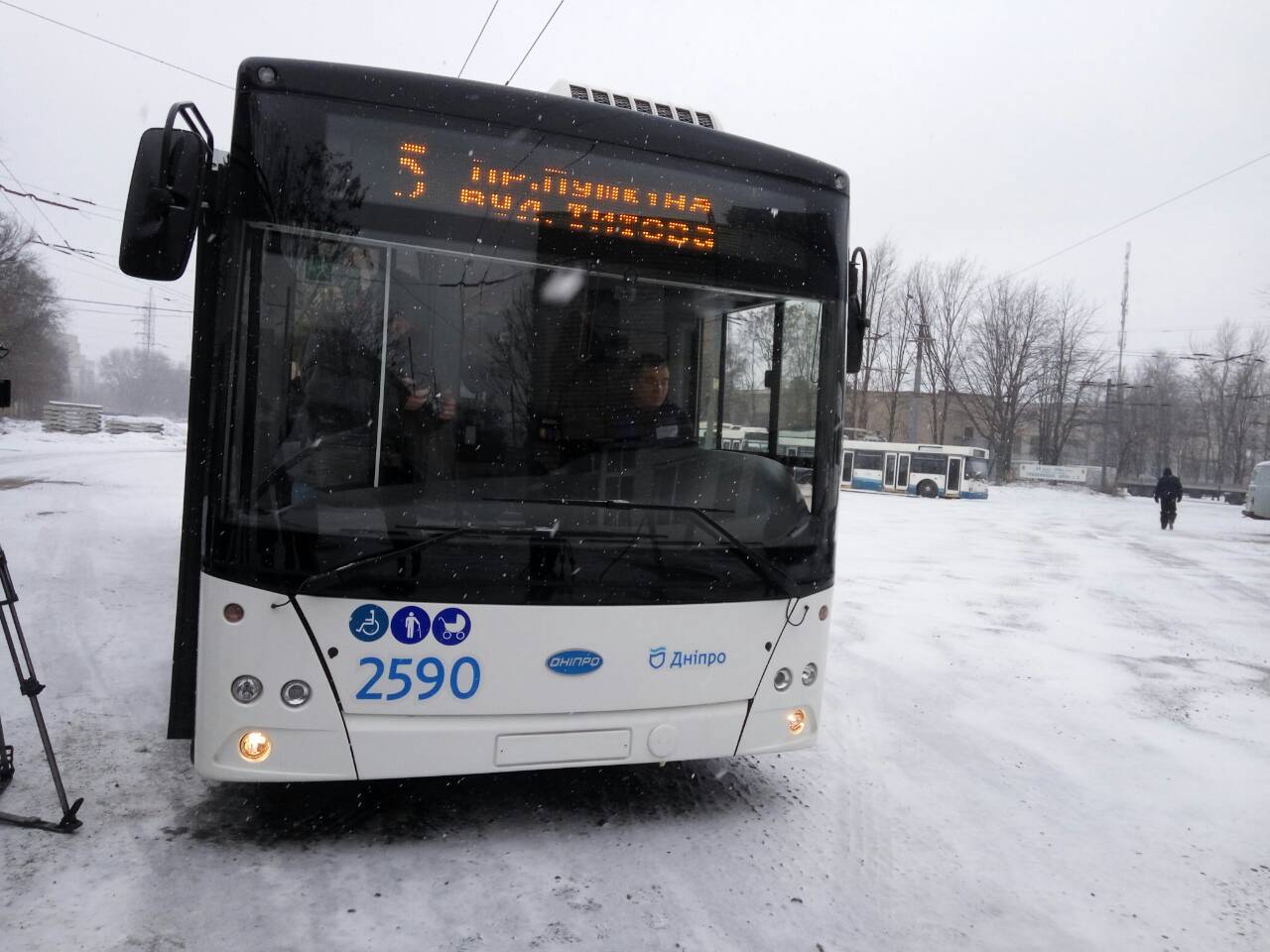 Транспортники Днепра оценили значительное повышение зарплат. новости Днепра