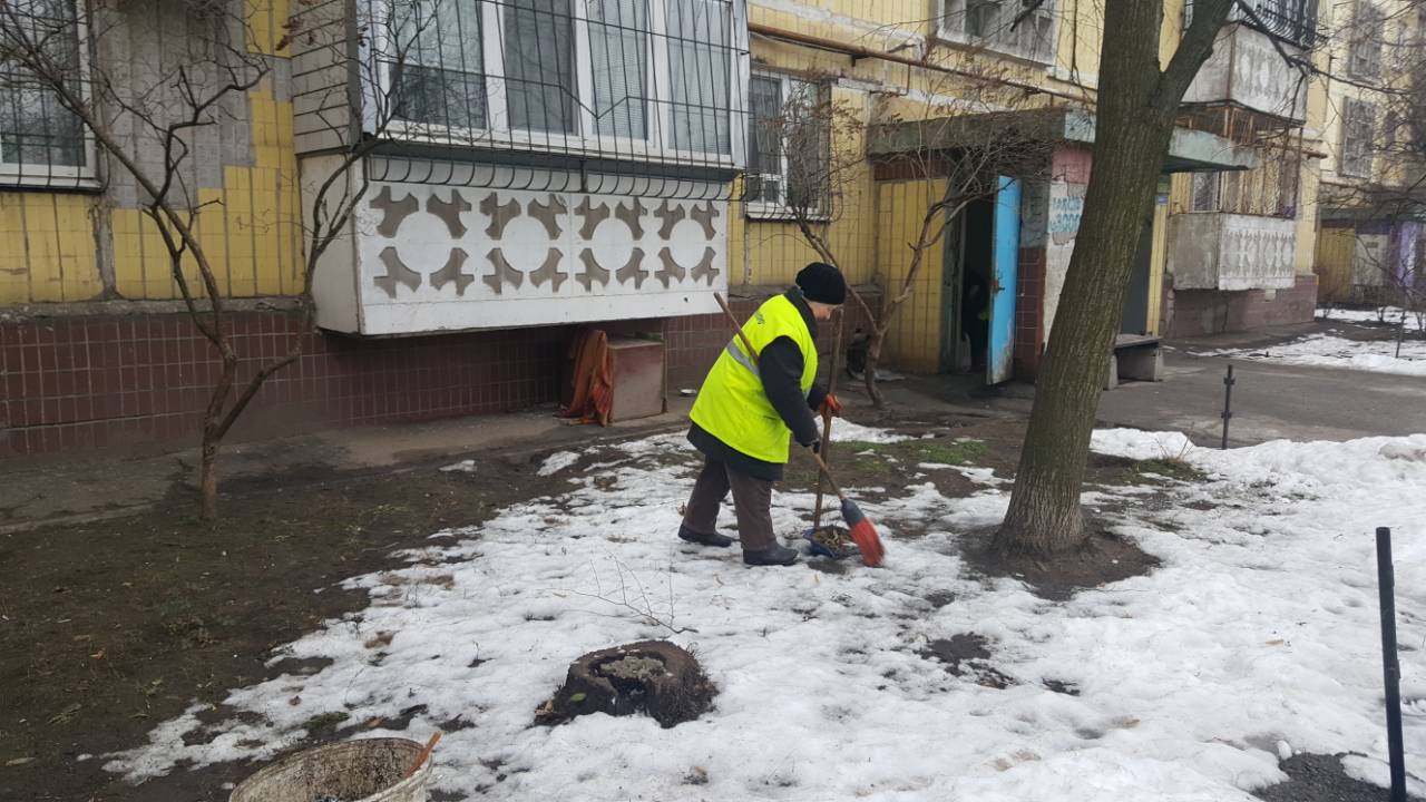 Что спасает дворников в Днепре. Новости Днепра