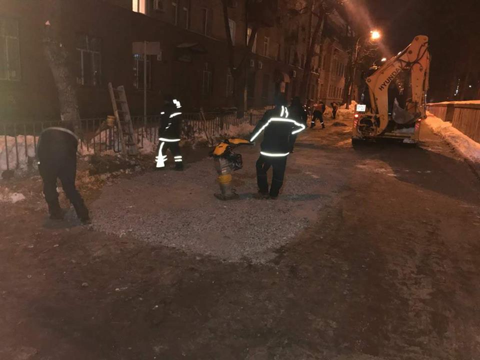 Огромный провал в центре Днепра ликвидирован. новости Днепра