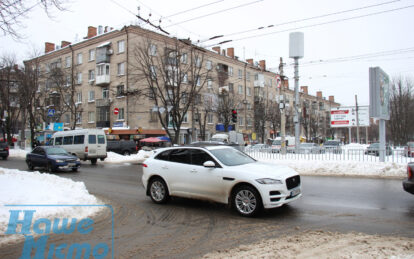 Коммунальники потрудились на славу: дороги Днепра расчищены от снега (ФОТОРЕПОРТАЖ). Новости Днепра