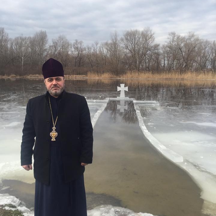 С живыми цветами и память живее. Новости Днепра