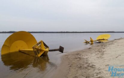 В Днепре вандалы разрушили центральный пляж (ФОТО). Новости Днепра