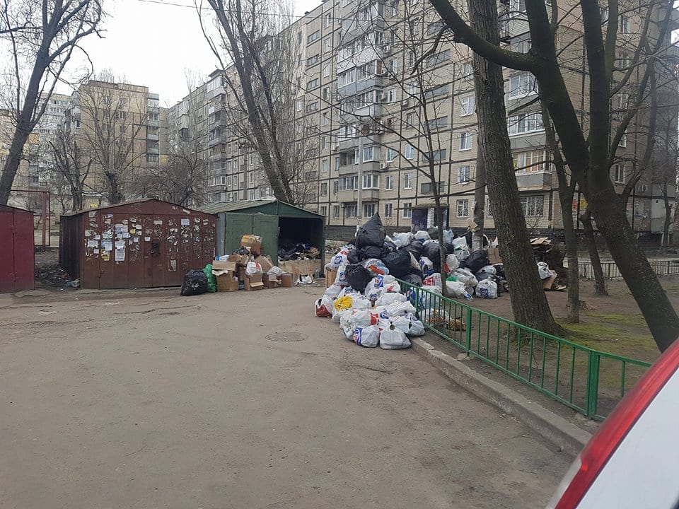 Дворы Днепра зачищают от незаконных гаражей . Новости Днепра