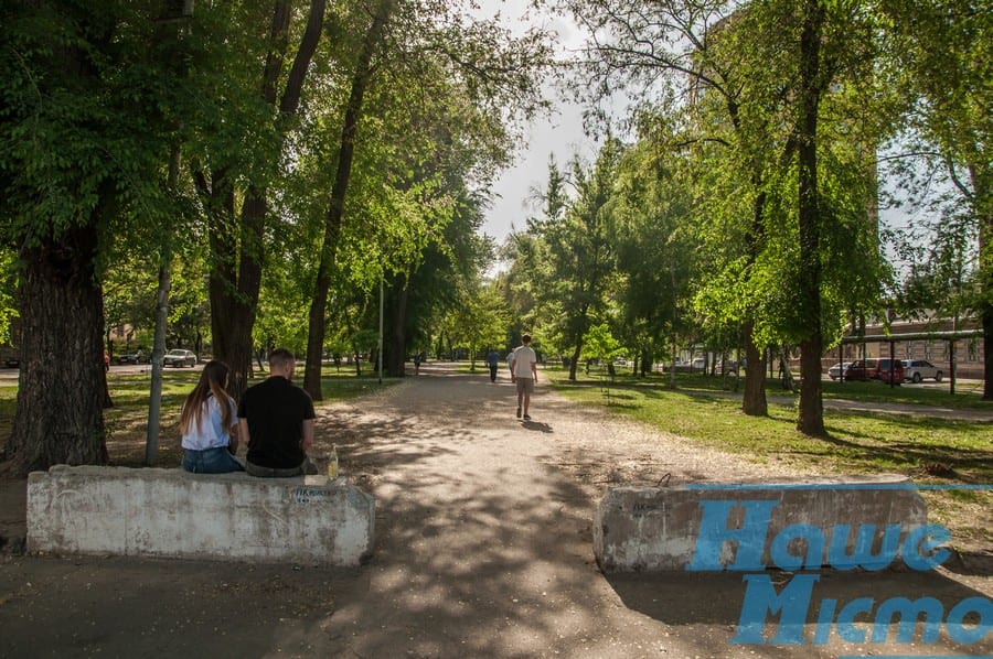 В центре Днепра возрождают старейший сквер. Новости Днепра