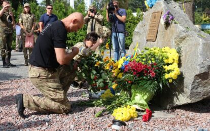 Иловайский котел: в Днепре вспоминали погибших (ФОТО). Новости Днепра