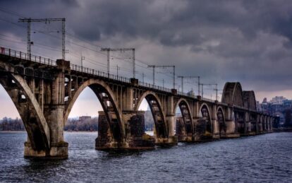 Два моста Днепра стали шедеврами. Новости Днепра