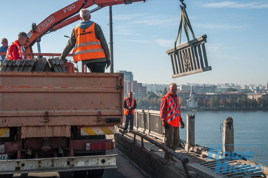 В Днепре открыли отремонтированную часть Нового моста. Новости Днепра