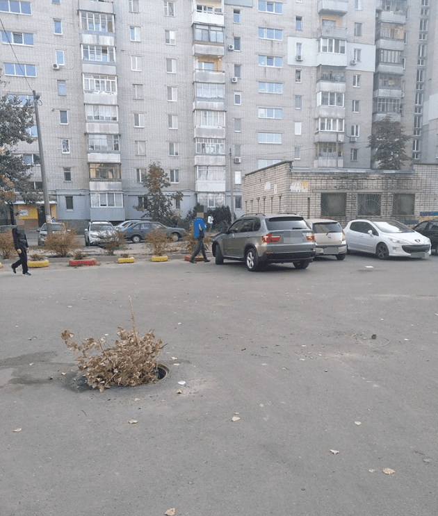 Во дворах Днепра неизвестные высматривают машины: будьте внимательны. Новости Днепра