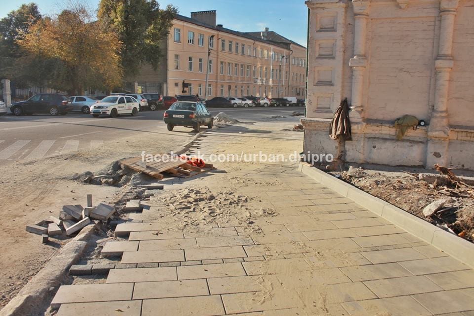 Виден финиш: в Днепре подходит к концу реставрация Короленко и Троицкой. Новости Днепра