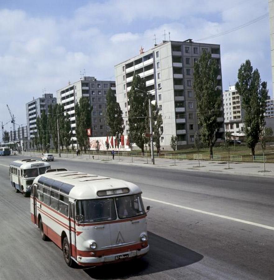 Назад в 70-е: Днепр в эпоху Застоя на уникальных цветных фотографиях. Новости Днепра