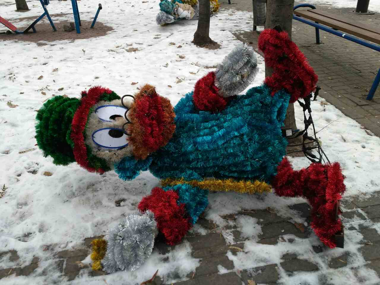 В Днепре в сквер Героев прибыли необычные гости (Фото). Новости Днепра