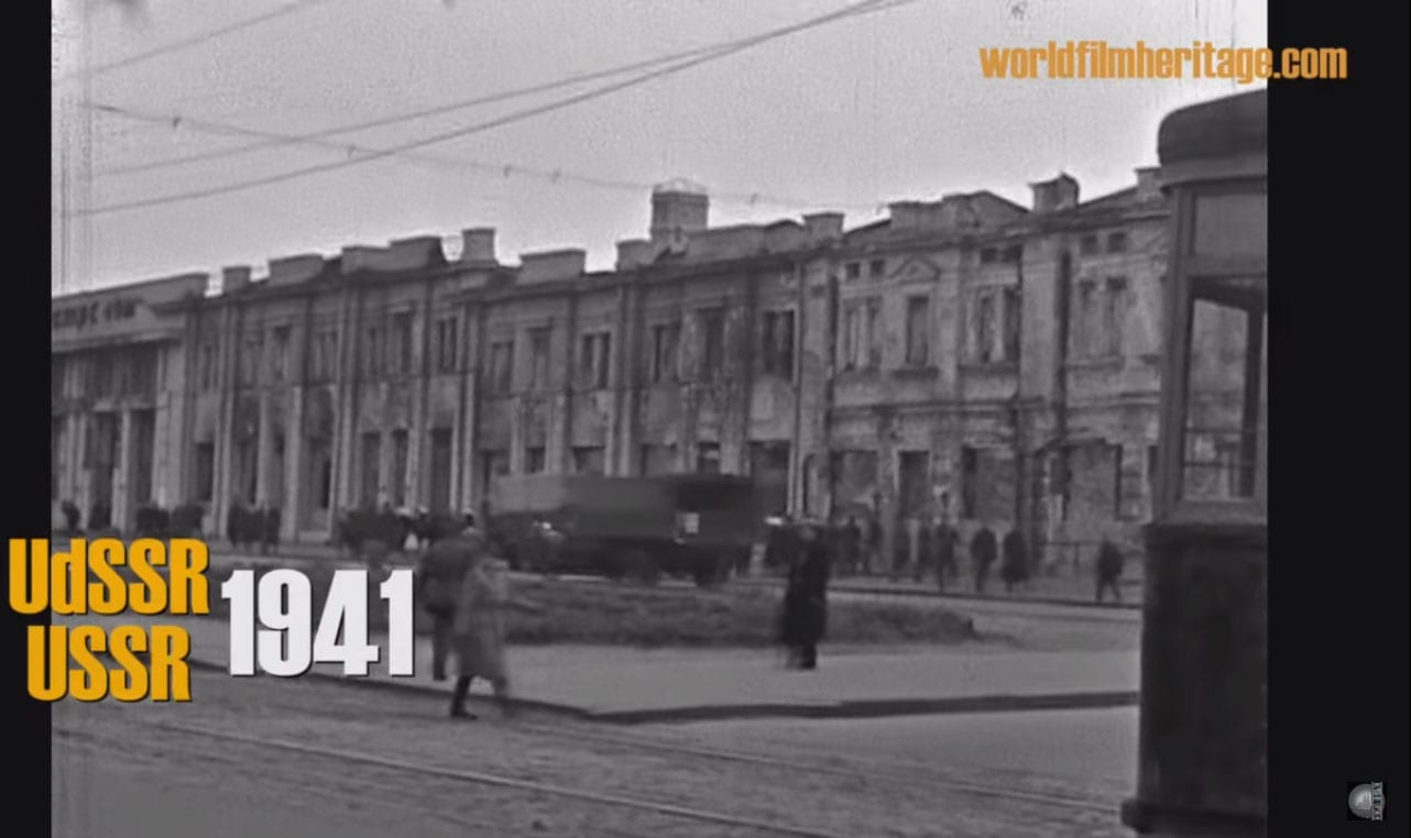 Гостиница "Спартак" и разрушенный Амурский мост: немецкие кинохроники Днепра в 1941. Новости Днепра