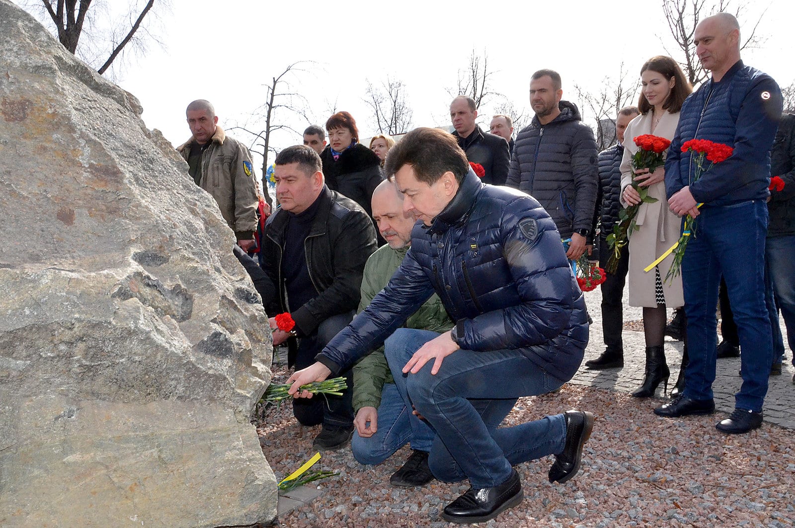 День добровольца: в Днепре почтили память погибших бойцов ( Фоторепортаж). Новости Днепра