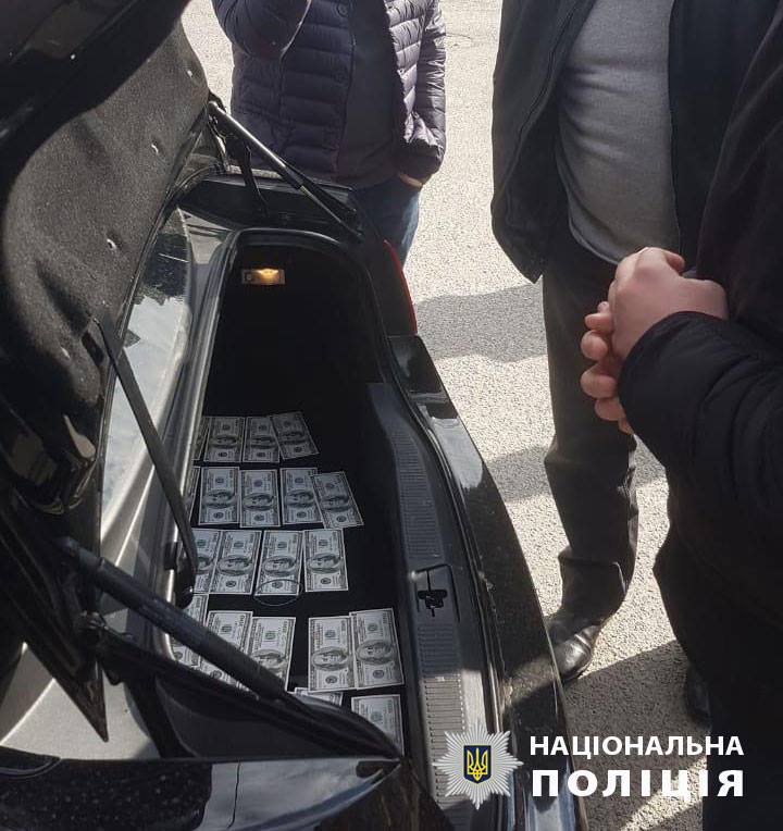 В Днепре на взятке в полмиллиона гривен задержали мэра одного из городов области. Новости Днепра
