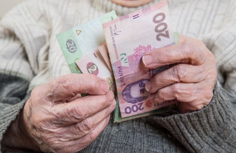 Девушка из Днепра продолжила великодушный челлендж. Новости Днепра