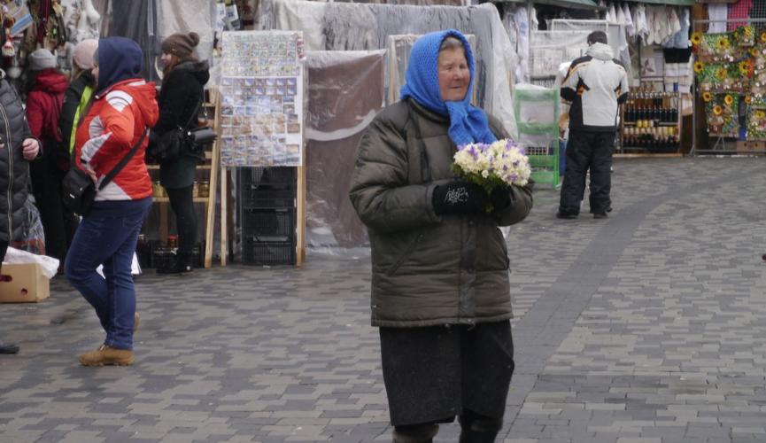 Праздник приближается: сколько в Днепре стоят цветы. Новости Днепра