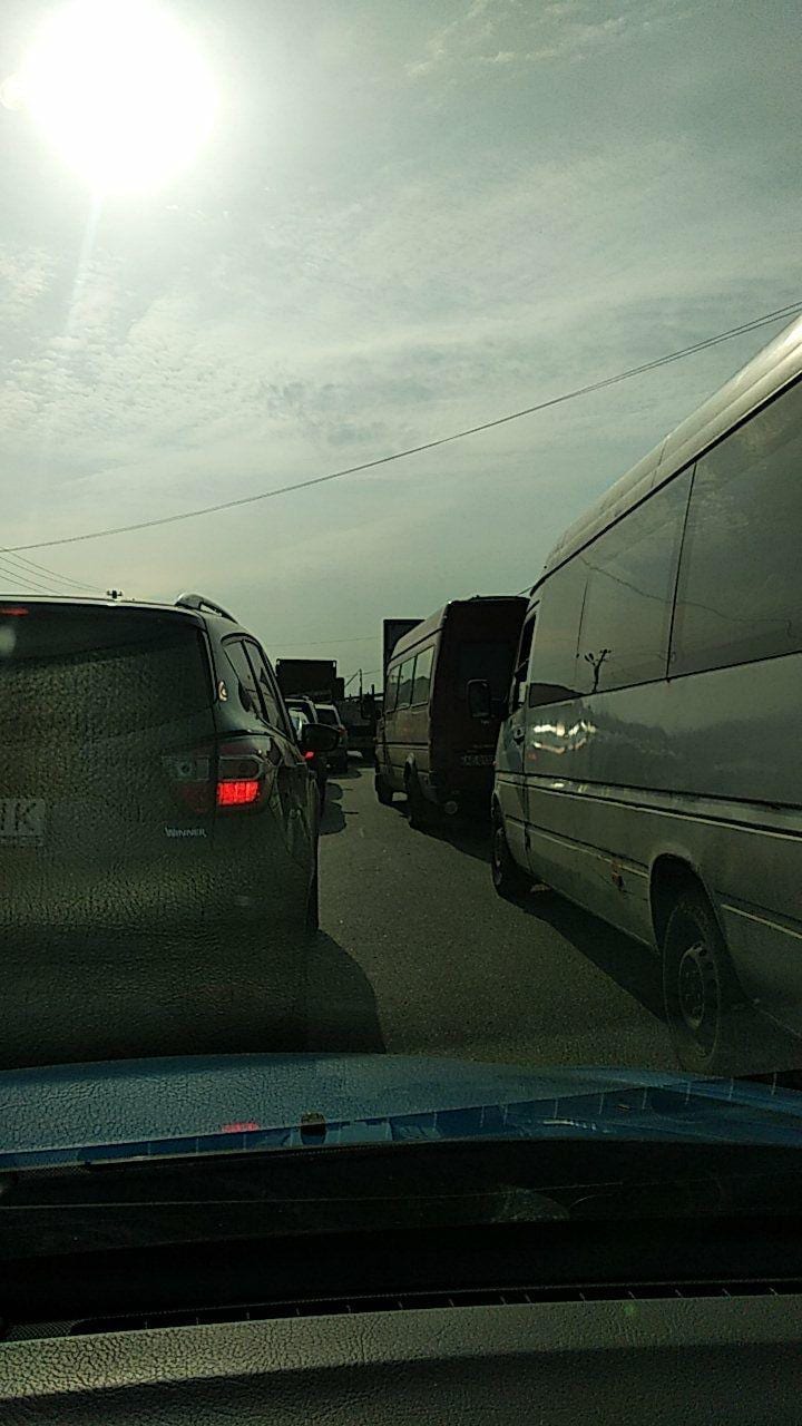 Утренние ДТП в Днепре стали причиной пробок на Новом мосту и левом берегу (ФОТО). Новости Днепра