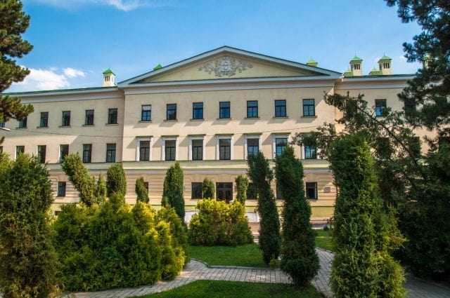 Медики Днепра спасли бойца с 20 осколками в голове. Новости Днепра