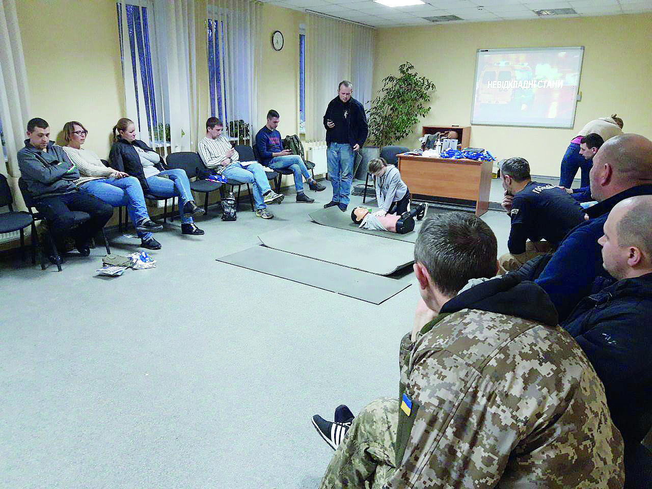 Шість хвилин на порятунок життя: у Дніпрі показали базові прийоми. Новости Днепра