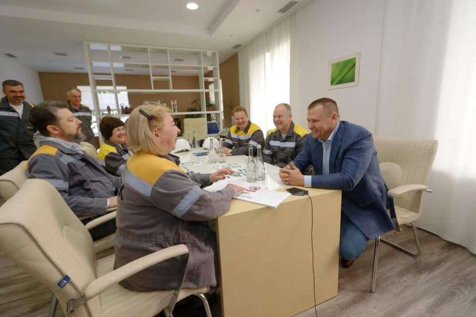 Дышать станет в 20 раз легче: главный загрязнитель Днепра, принадлежащий Ахметову, сократил выбросы. Новости Днепра