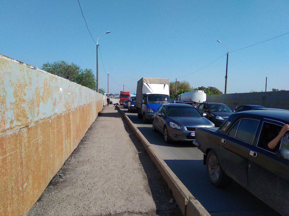 В Днепре в районе автовокзала огромная пробка: водителям советуют ехать в объезд (Фото). Новости Днепра