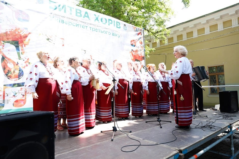 Хода рекордсменів, народна творчість та спортивні тренди: в Дніпрі триває перший масштабний фестиваль життєлюбів. Новости Днепра