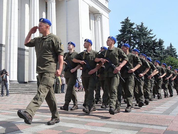 В Днепре на ж/м Сокол жители призывают дружить с патрулями нацгвардии. Новости Днепра