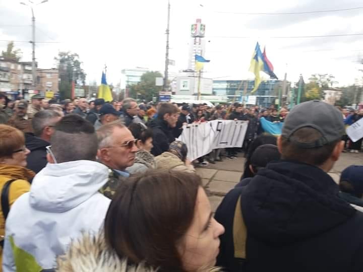 В родном городе Зеленского собрался многочисленный Майдан (Фото). Новости Днепра