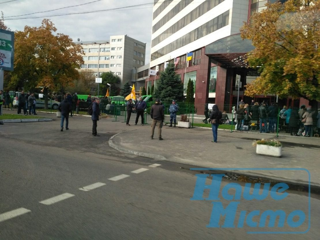 Приватбанк в Днепре съезжает с Набережной Победы: что случилось. Новости Днепра