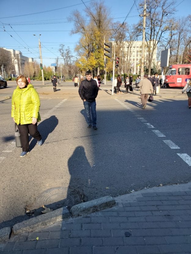 В центре Днепра полиция останавливала пешеходов. Новости Днепра