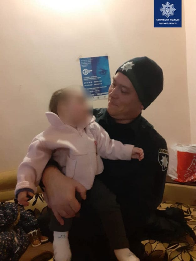В Одессе горе-мать бросила годовалого ребенка и ушла