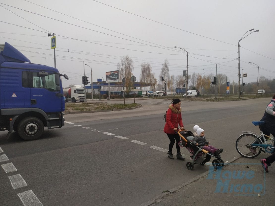 В Днепре на Донецком шоссе не работают светофоры. Новости Днепра
