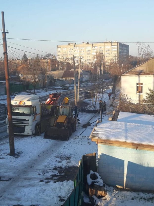 В Днепре массово высаживают деревья (Фото). Новости Днепра