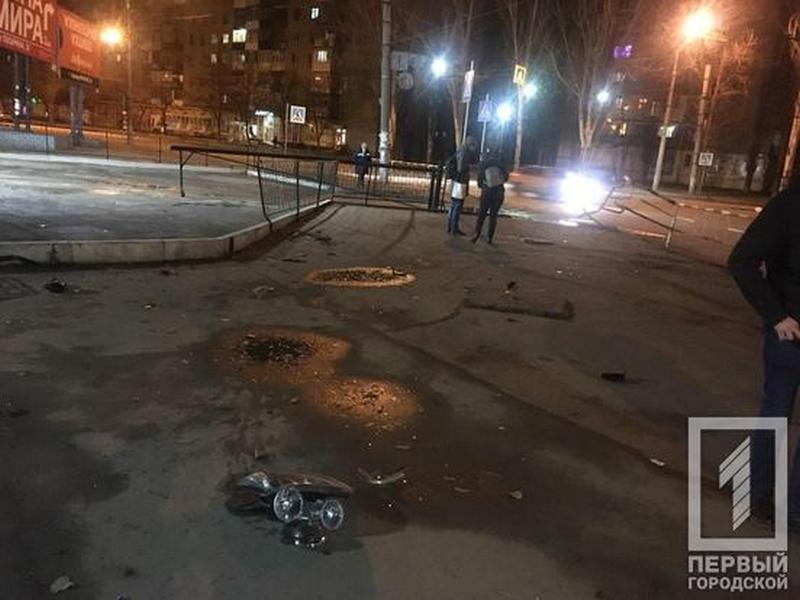 Джип едва не влетел в «АТБ» и застрял на клумбе. Новости Днепра