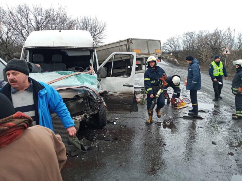 ДТП Днепр: кровь на асфальте и толпа народу