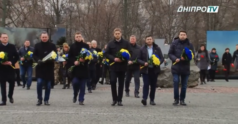 В Днепре почтили память Героев Небесной Сотни (видео)