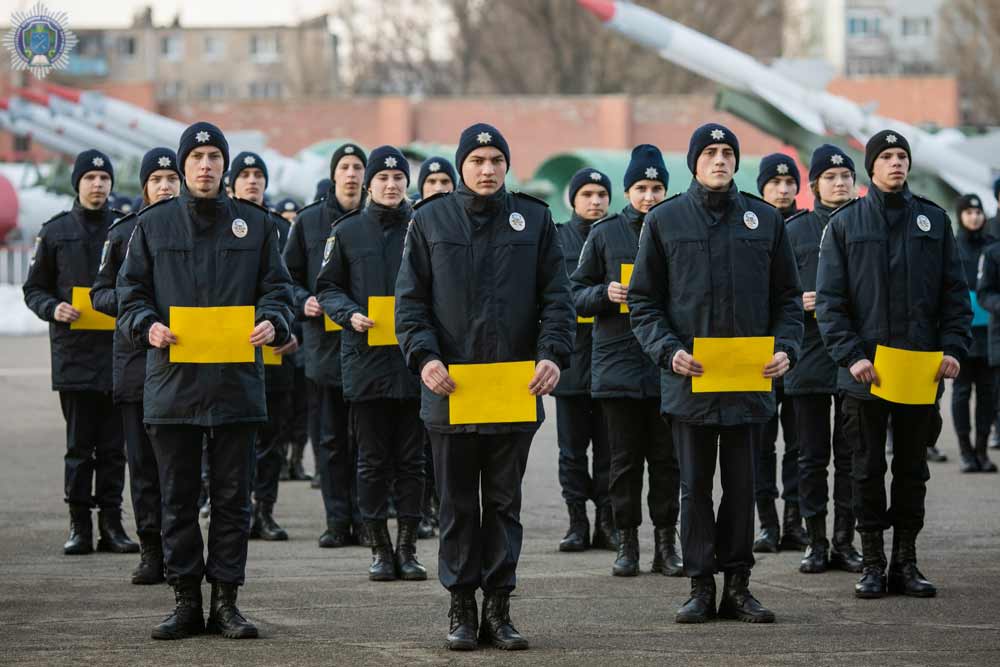 В Днепре устроили зрелищный флешмоб в честь Дня Герба (Видео)