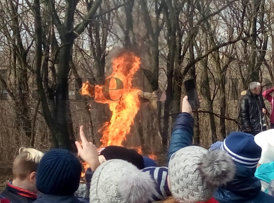 В Днепре в 78-й школе так круто провели зиму, что слышал весь город (Фото, видео)