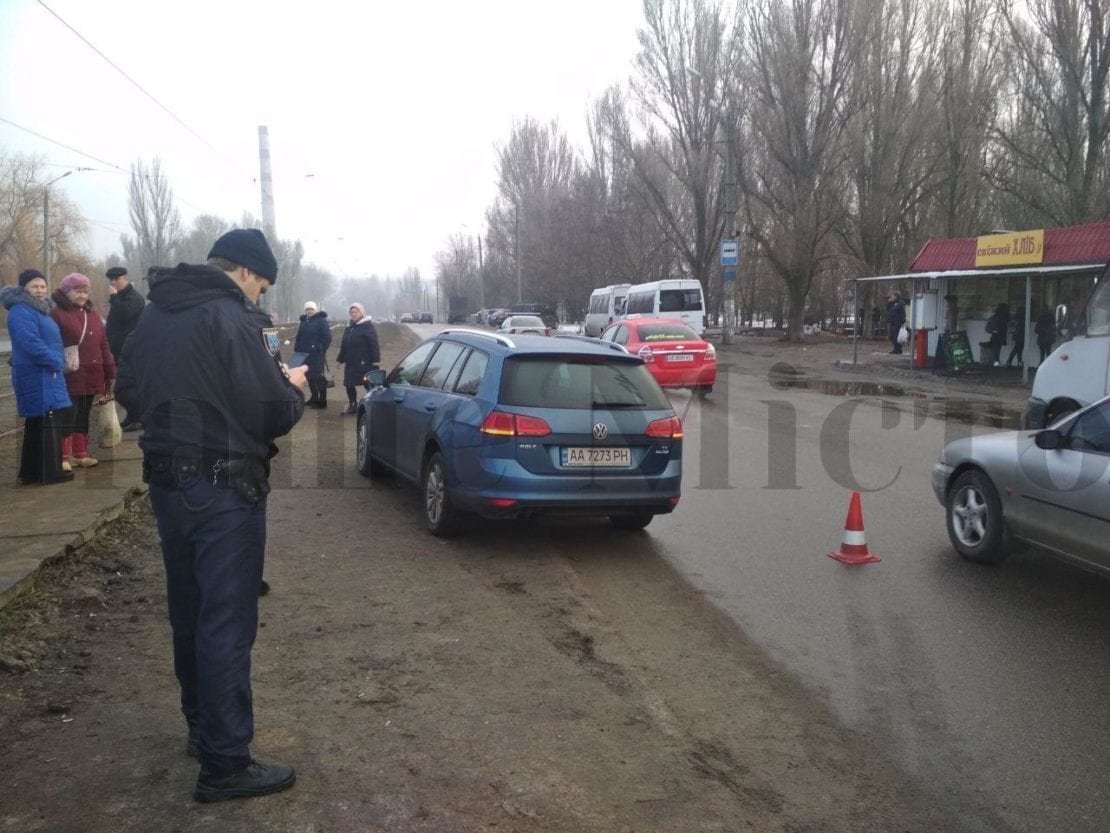 Школьник угодил под колеса иномарки (Фото). Новости Днепра