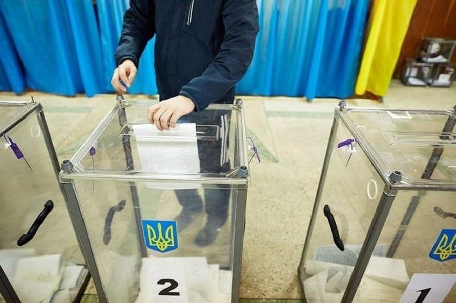 Всех мэров загоняют в партию мэров, или перспективы местных выборов 2020