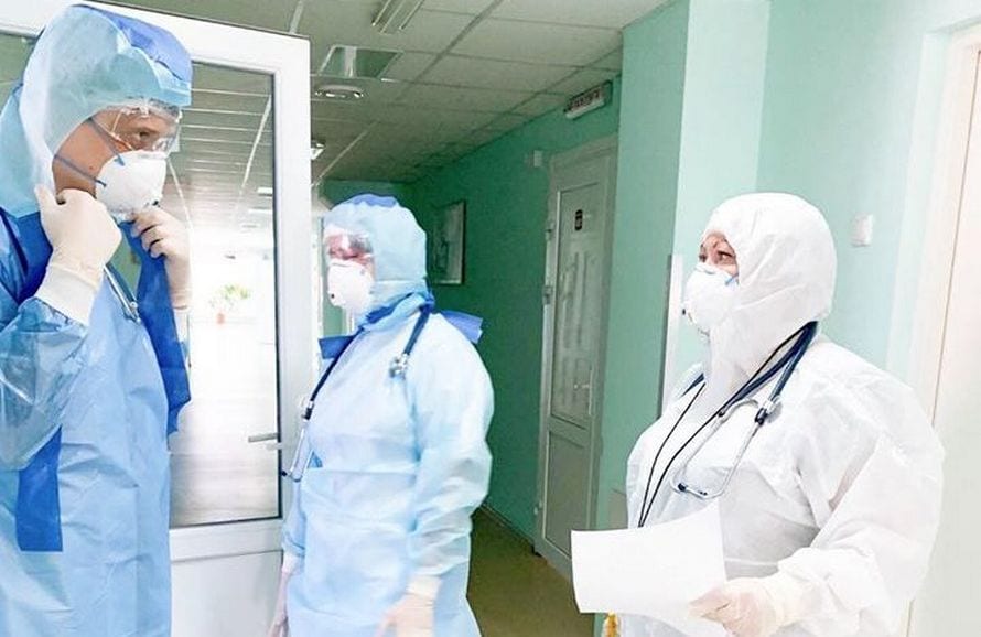 4 стадии коронавируса: врач рассказала о нескольких волнах проявления