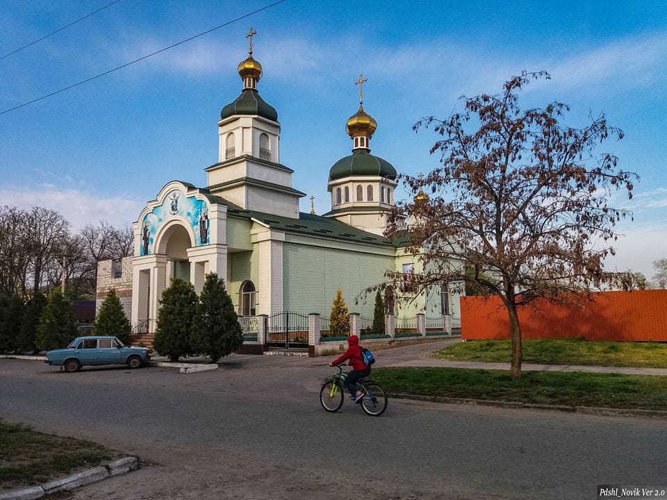 Под Днепром медработников угощают бесплатной выпечкой. Новости Днепра