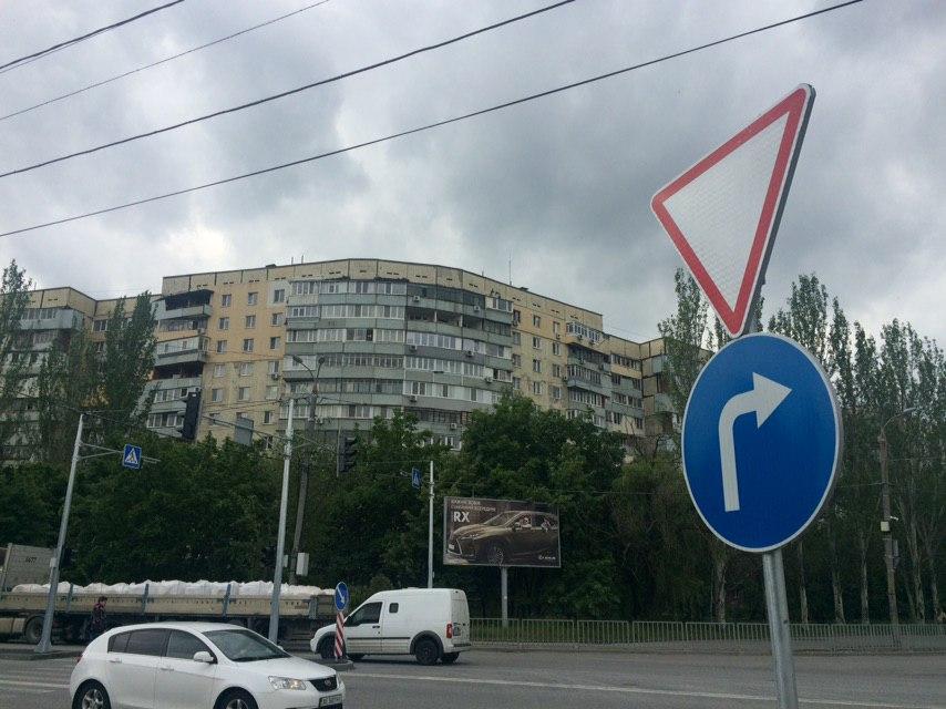 В Днепре на Победе установили светофорный комплекс (Фото, видео)