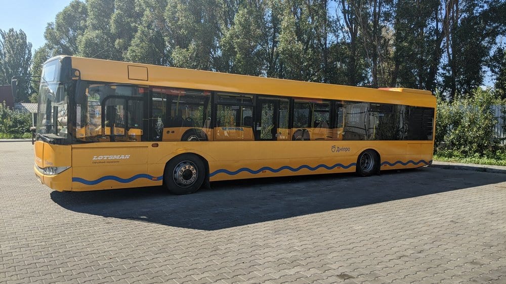 В Днепре на маршруты выходят еще 5 автобусов большой вместимости (Фото)