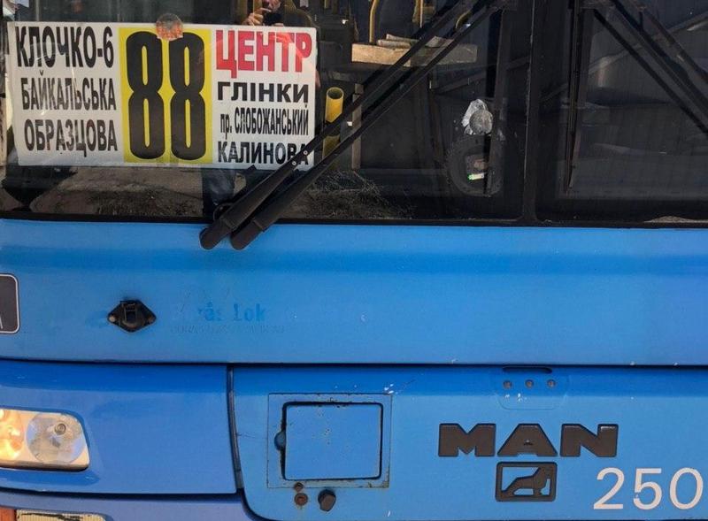В Днепре большие автобусы оборудуют дополнительной вентиляцией