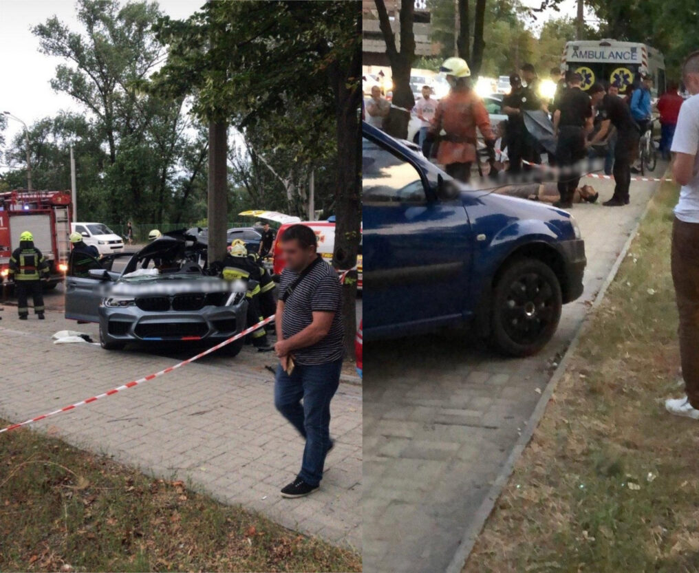 ДТП Днепр: авто "намотало" на столб, водитель погиб
