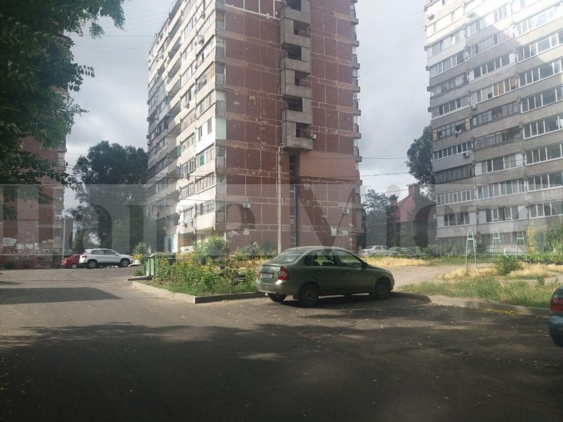 В Днепре на Левобережном-1 прошел масштабный ремонт дорог