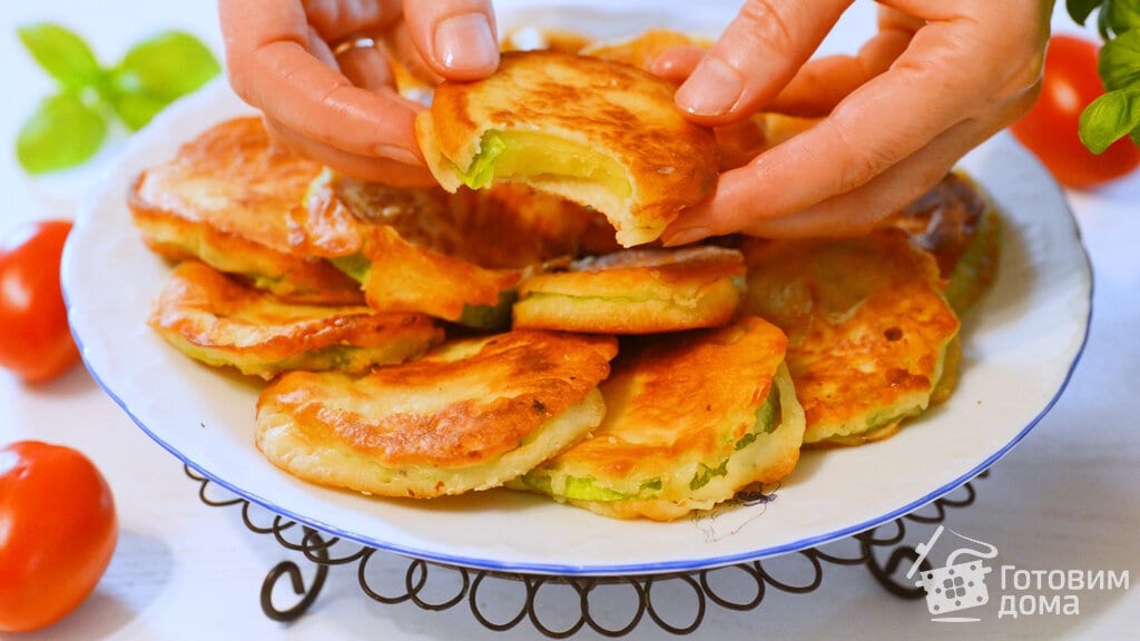 Кабачковые оладьи по-новому: неожиданно вкусное блюдо (Фото)